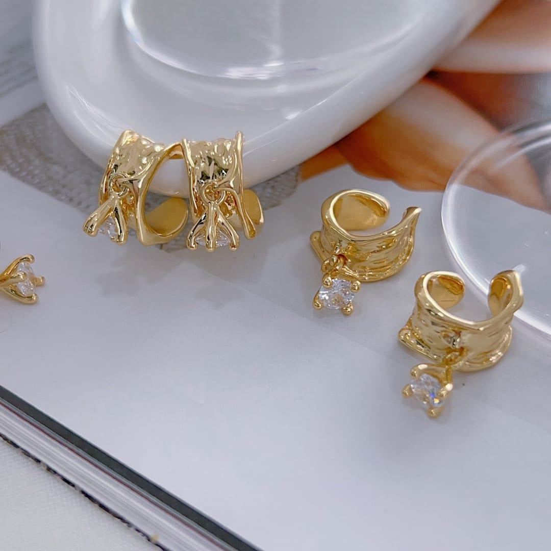 EARCUFF EMILIA CRISTAL