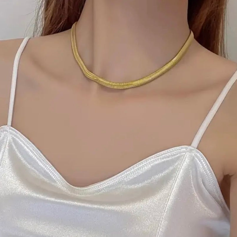 COLLAR FLUIR