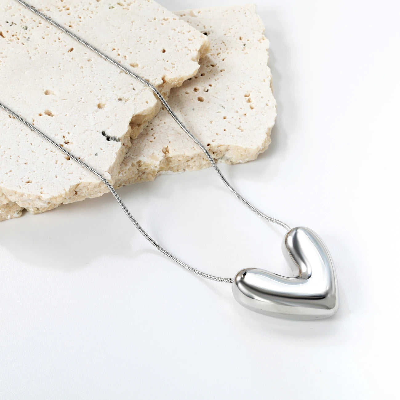 COLLAR BIG HEART