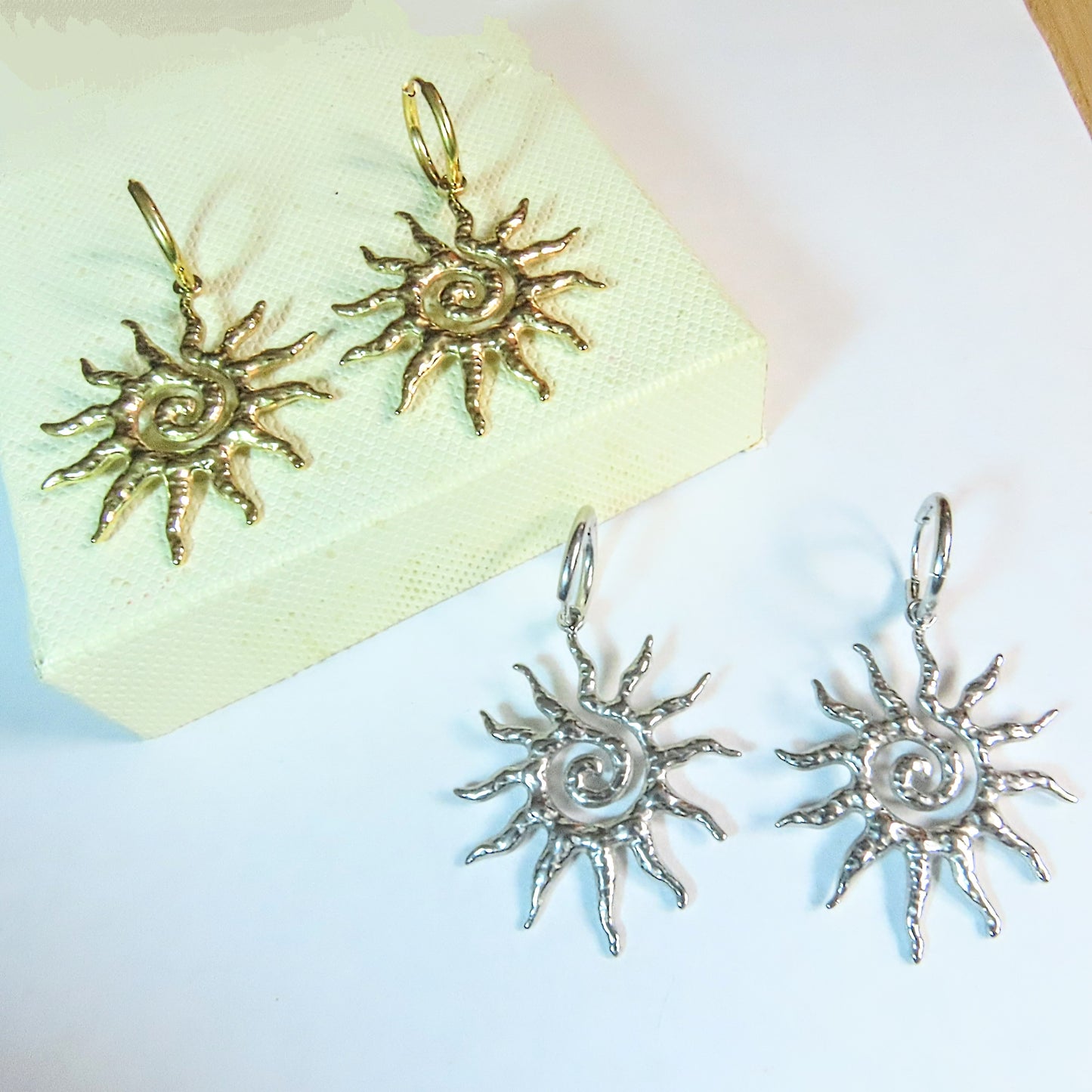 PENDIENTES SPIRAL SUNNY